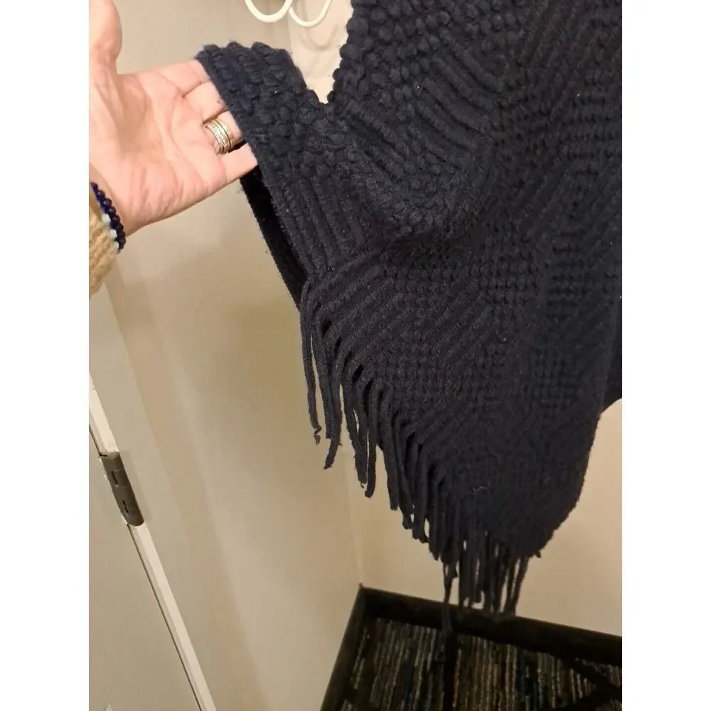 C15 International Concepts Sweater Poncho Size L/XL Navy Blue Geometric - Picture 2 of 6